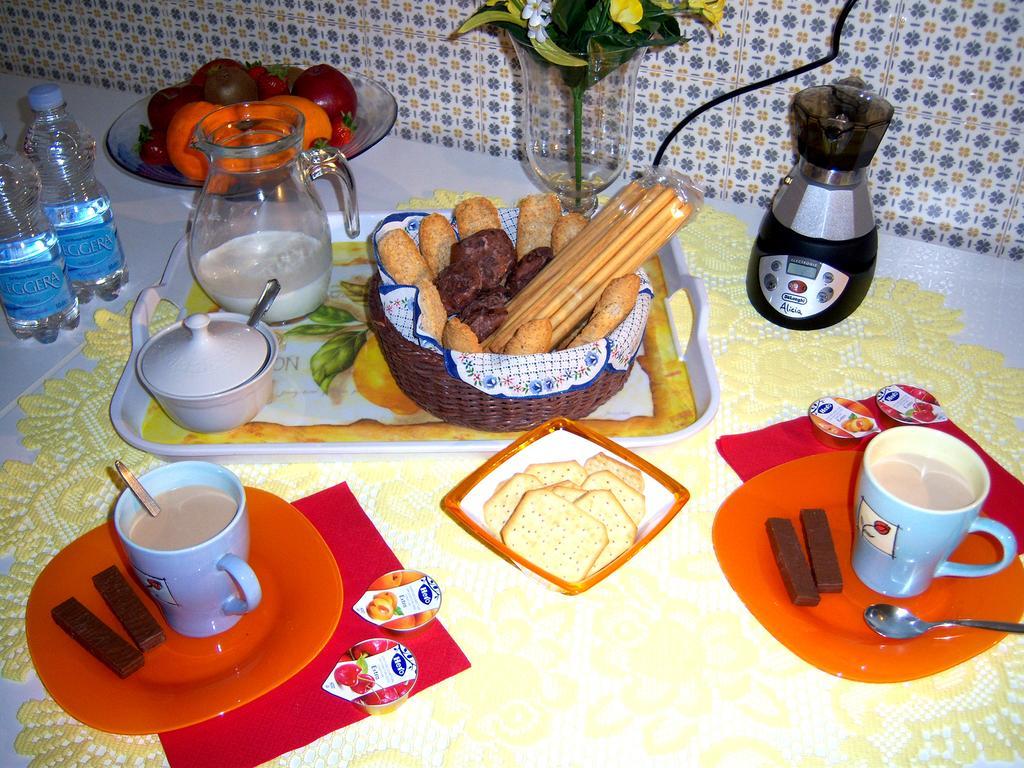 Bed And Breakfast Geckos Brindisi Buitenkant foto